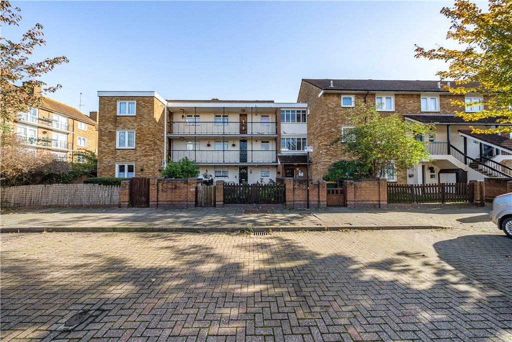 1 bed flat for sale in Liverpool Road, London E16, £270,000 Zoopla
