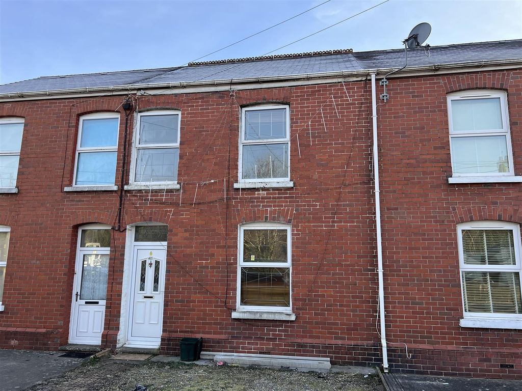 3 bed terraced house for sale in Pantyffynnon Road, Ammanford SA18 Zoopla