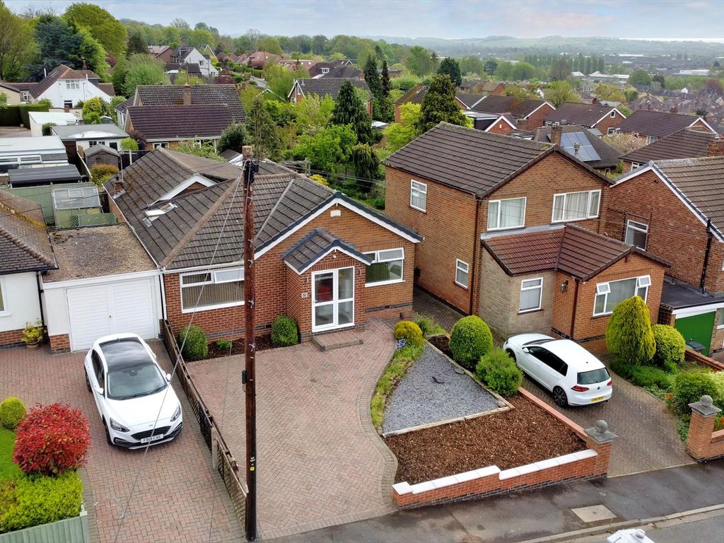 3 bed detached bungalow for sale in Spinney Rise, Toton, Beeston