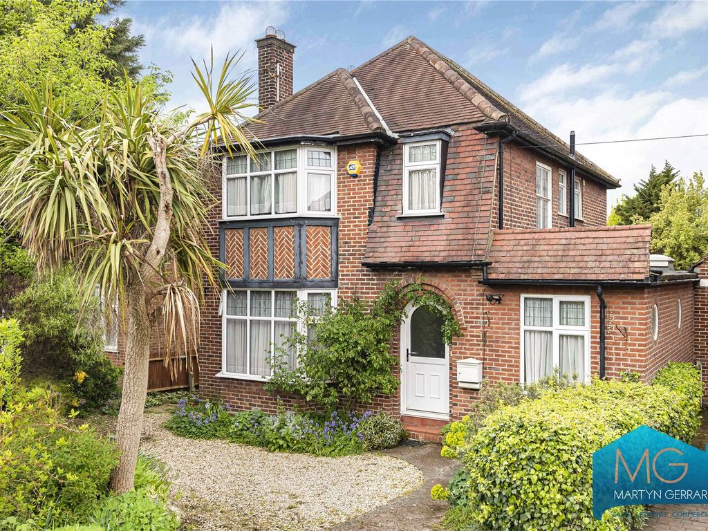 4 bed detached house for sale in Winchmore Hill Road, London N14 Zoopla