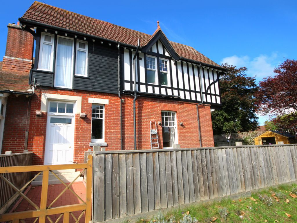 4 bed flat for sale in Church Hill, Totland Bay PO39 Zoopla