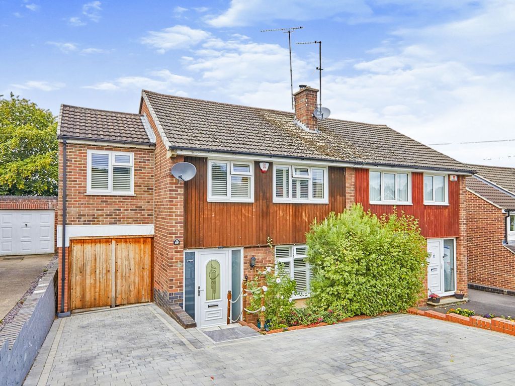 4 bed semidetached house for sale in Portreath Drive, Allestree, Derby