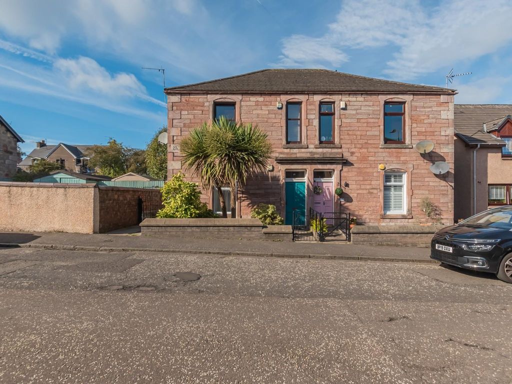 2 bed flat for sale in Ochil Street, Alloa FK10 Zoopla