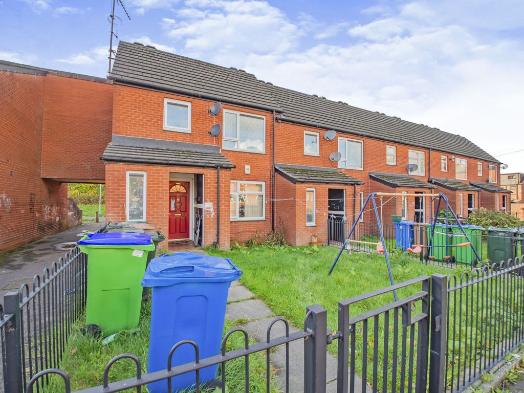 1 bed for sale in Moss Street, Rochdale OL16, £75,000 Zoopla