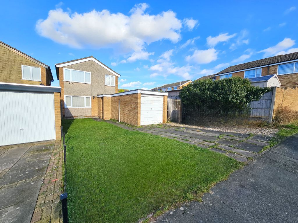 3 bed detached house for sale in Angus Road, Barwell, Leicester LE9, £