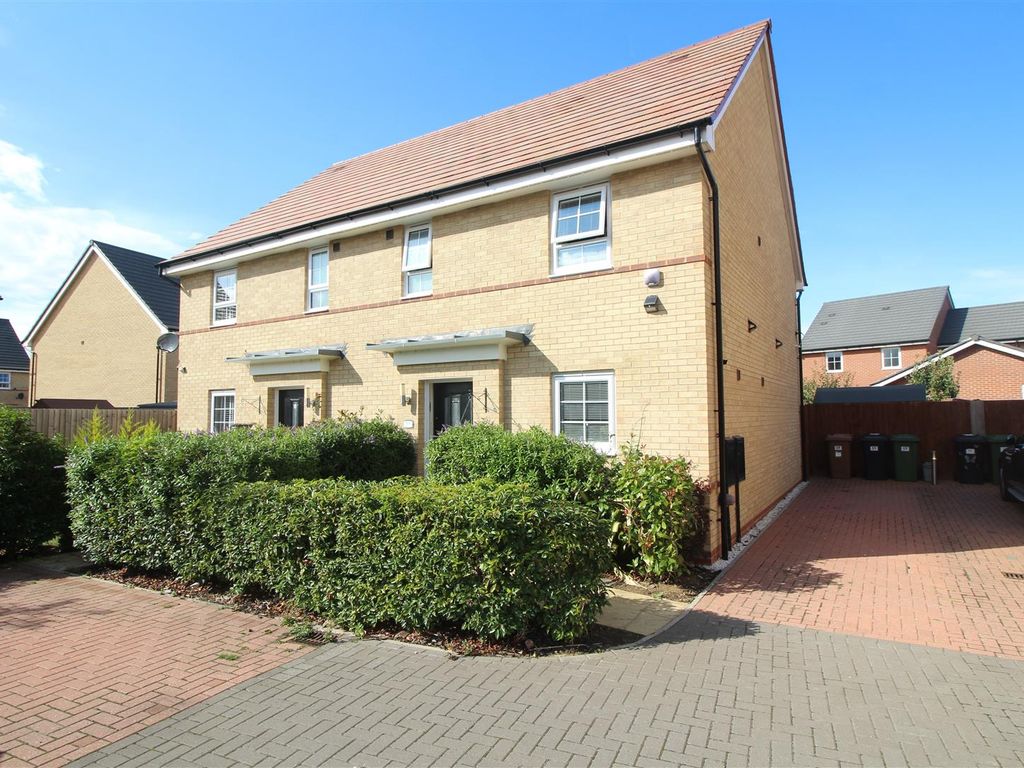 3 bed semidetached house for sale in Aqua Drive, Hampton Water