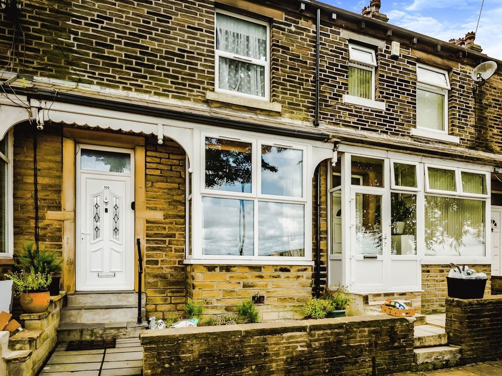 2 bed terraced house for sale in Albert View, Pellon, Halifax HX2, £