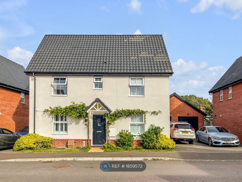 3 bed detached house to rent in Framingham Crescent, Poringland