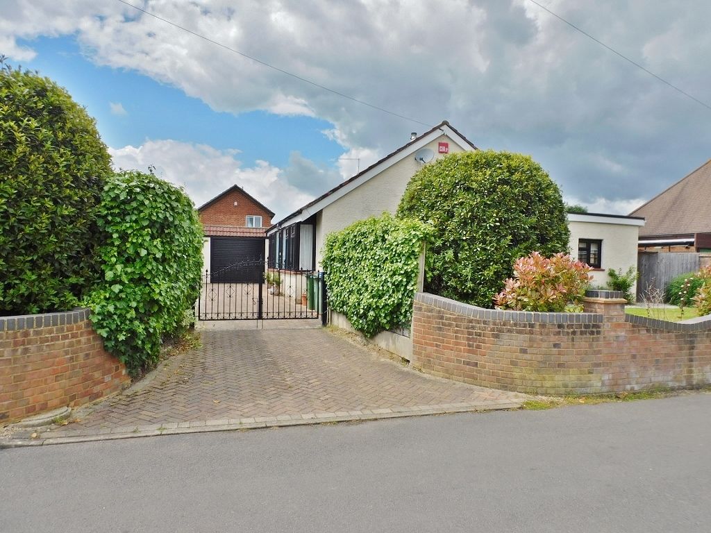3 bed detached bungalow for sale in Anker Lane, Stubbington, Fareham