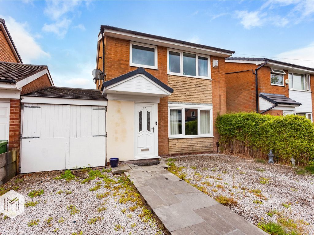 3 bed linkdetached house for sale in Hereford Crescent, Little Lever