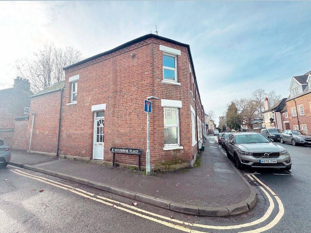 4 bed property to rent in St. Thomas Street, Oxford OX1, £2,400 pcm