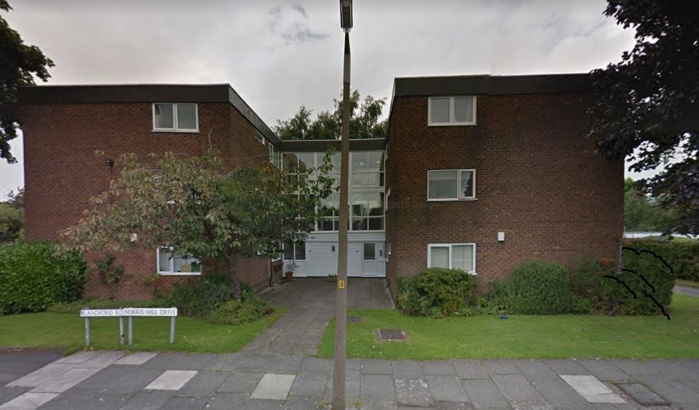 2 bed flat to rent in Norris Hill Drive, Heaton Norris, Stockport SK4