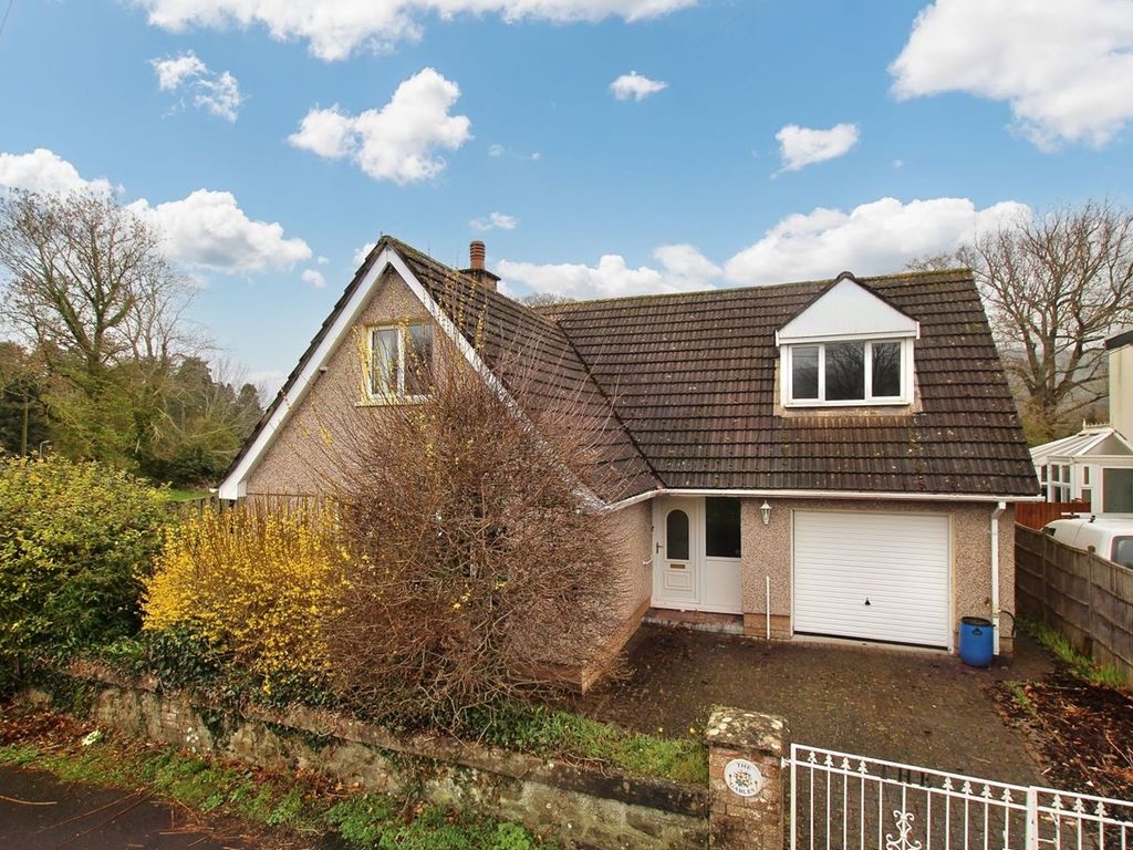 4 bed detached house for sale in Common Road, Gilwern, Abergavenny NP7