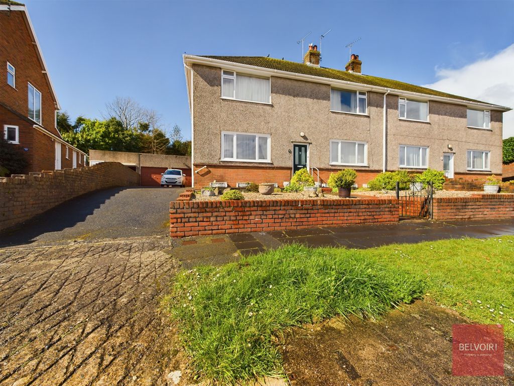 2 bed flat for sale in Gabalfa Road, Swansea SA2, £240,000 Zoopla