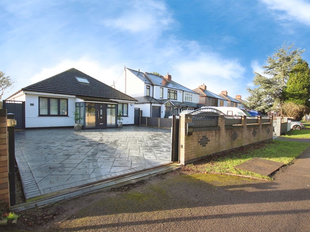 4 Bed Detached Bungalow For Sale In Rugby Road Binley Woods Coventry