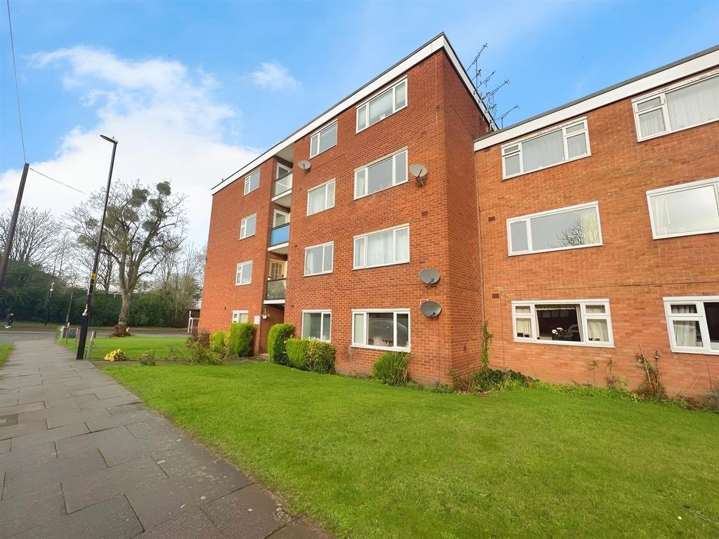 2 bed flat to rent in Warwick Court, Michaelmas Road, Coventry CV3, £