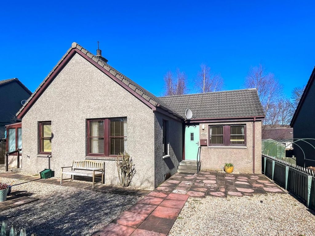 3 bed detached bungalow for sale in South Street, GrantownOnSpey PH26