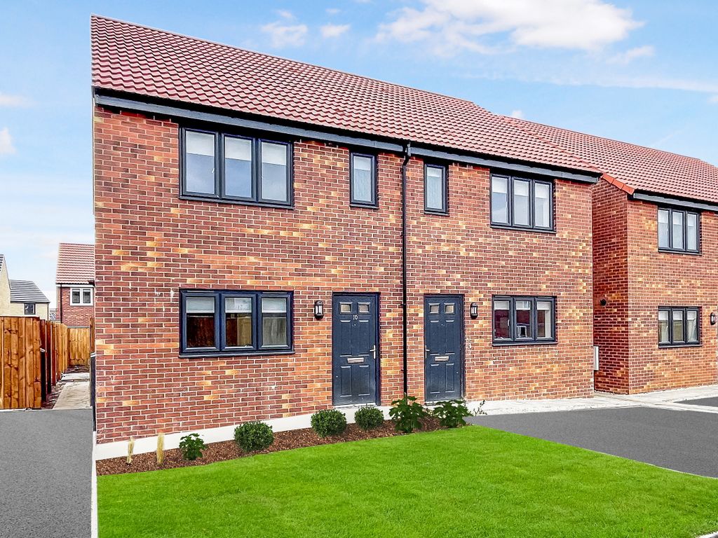 3 bed semidetached house to rent in Coney Green Road, Clay Cross