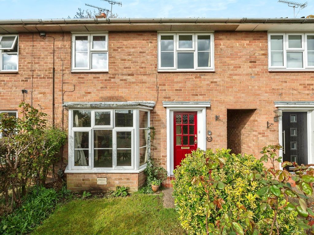 3 bed terraced house for sale in Knightsfield, Welwyn Garden City AL8