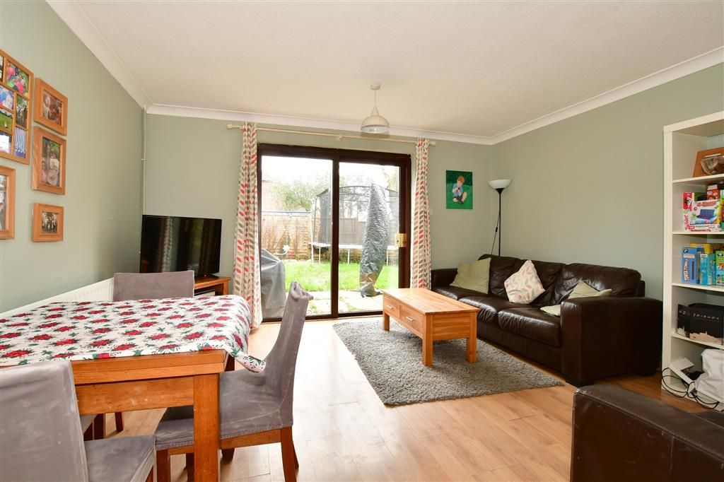 3 bed detached house for sale in Oliver Close, Crowborough, East Sussex