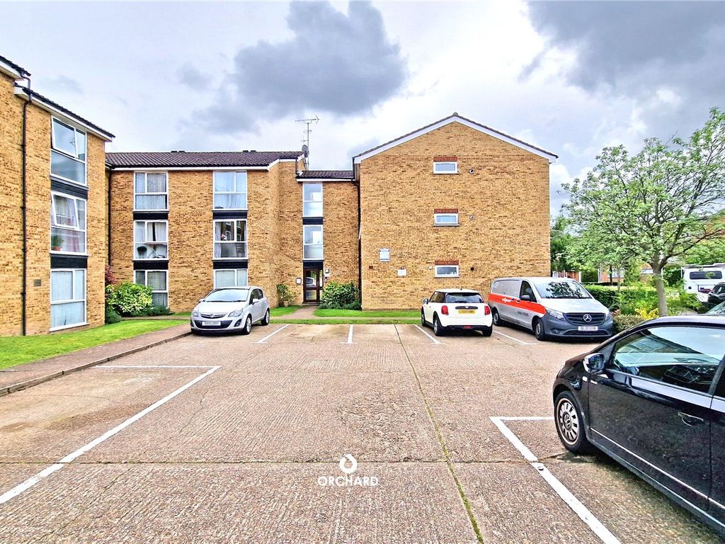 1 bed flat for sale in Aylsham Drive, Ickenham UB10 Zoopla