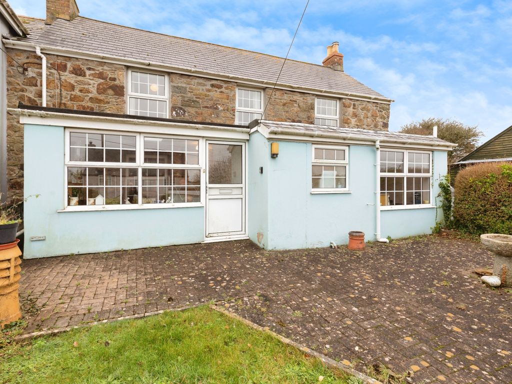3 bed end terrace house for sale in Fore Street, Mount Hawke, Truro