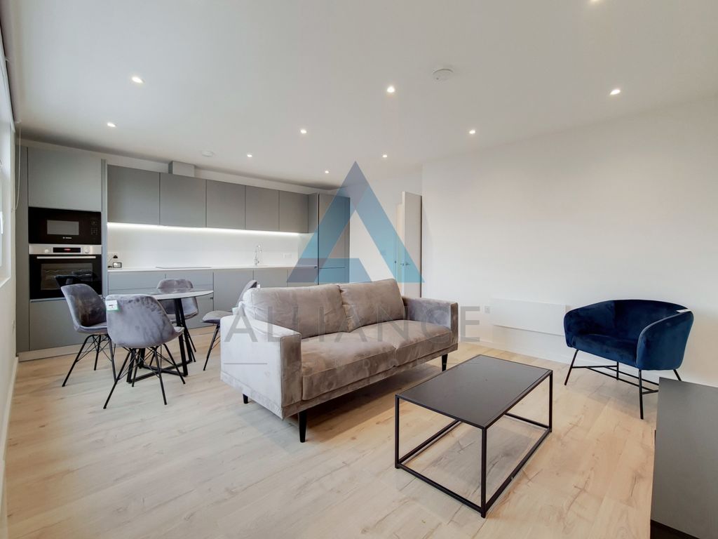 2 bed flat to rent in Capital House, Leytonstone, London E11 Zoopla