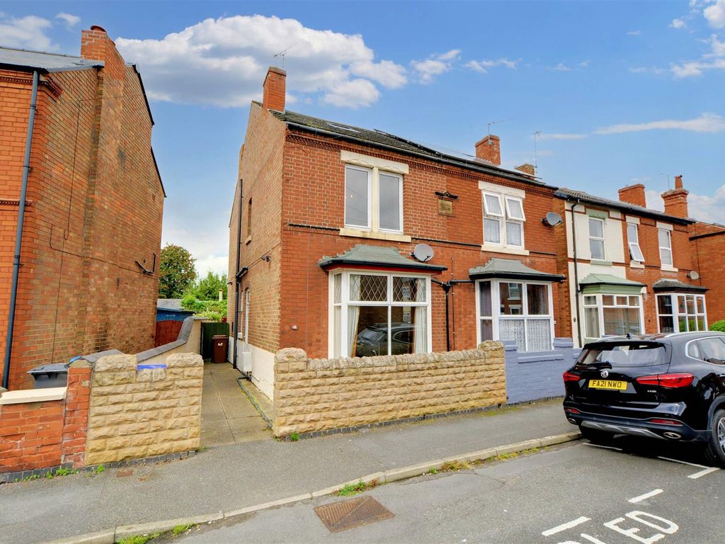 3 bed semidetached house for sale in Neale Street, Long Eaton