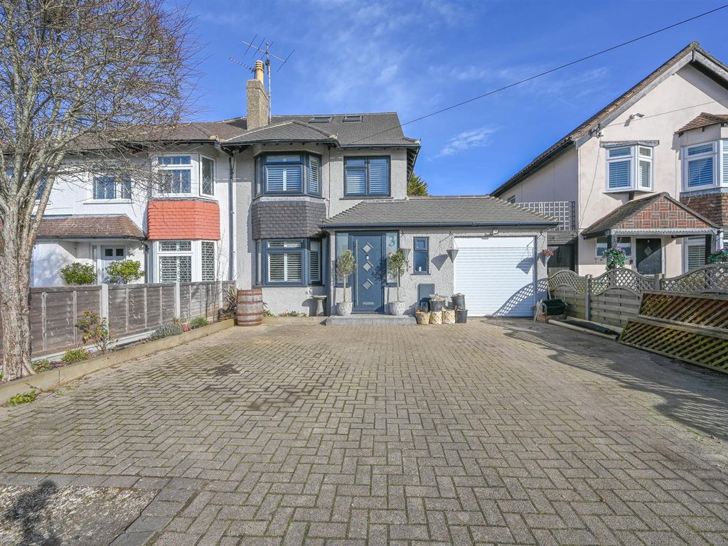 4 bed semidetached house for sale in Chichester Road, Bognor Regis