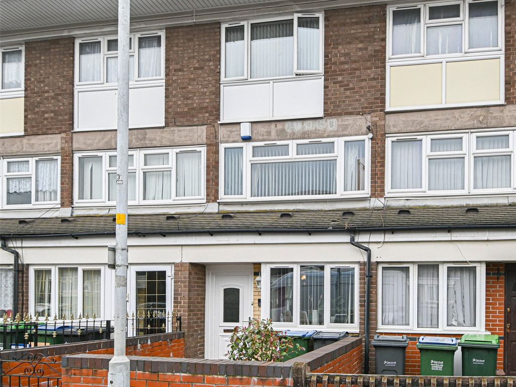 3 bed detached house for sale in New Hope Road, Smethwick, West