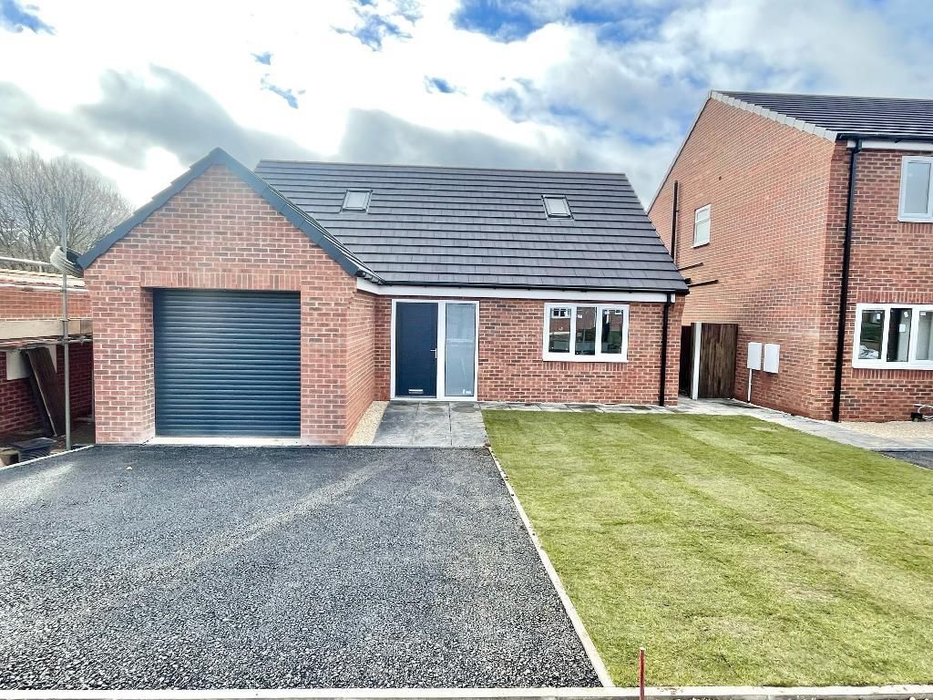 New home, 3 bed bungalow for sale in Orchard Croft, Royston, Barnsley