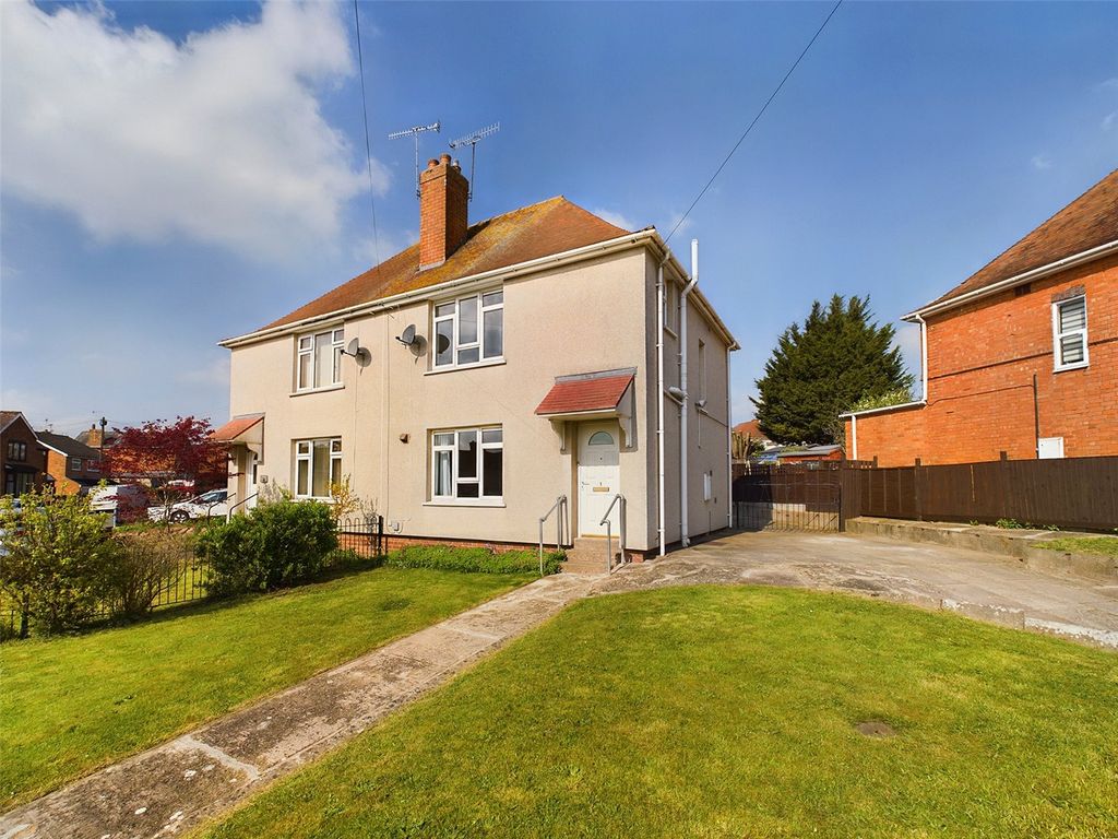 3 bed semidetached house for sale in Laurel Road, Worcester