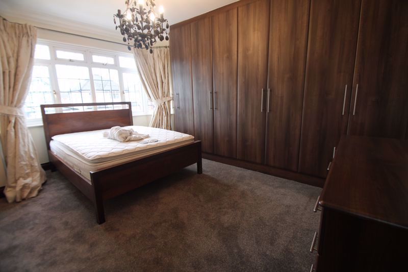 3 bed semidetached house to rent in Park Lane, Hayes UB4 Zoopla