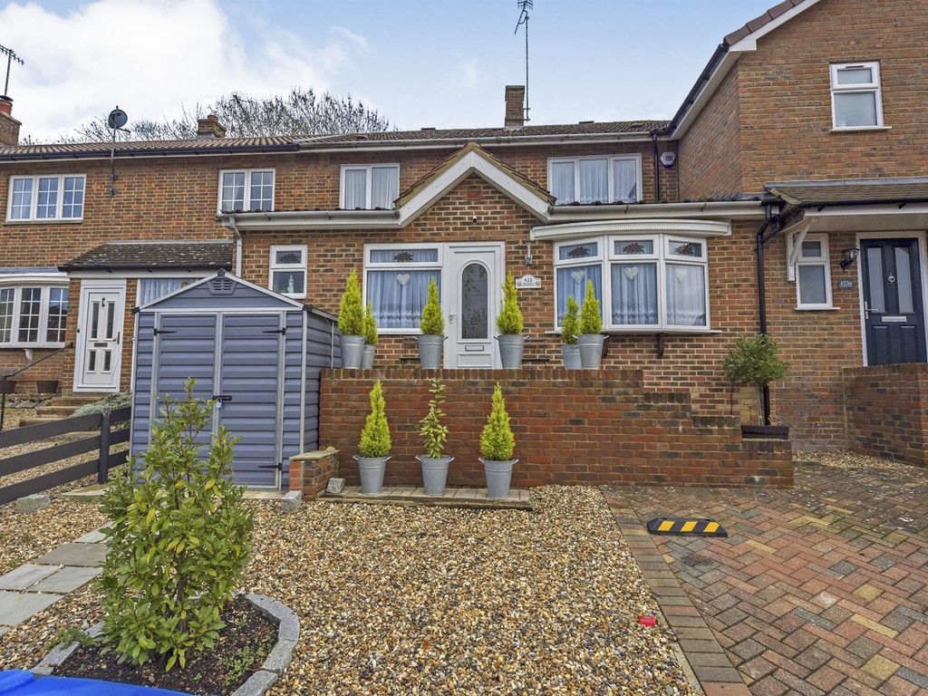 Barnacres Road, Hemel Hempstead HP3  