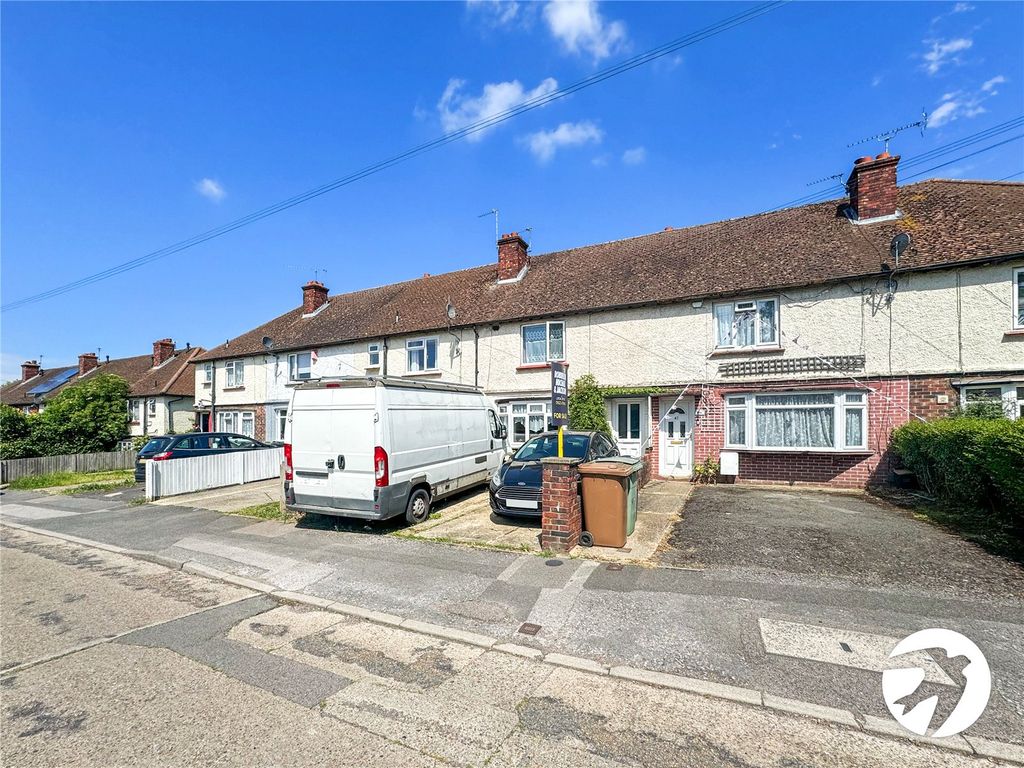 3 bed terraced house for sale in Brenchley Road, Maidstone, Kent ME15