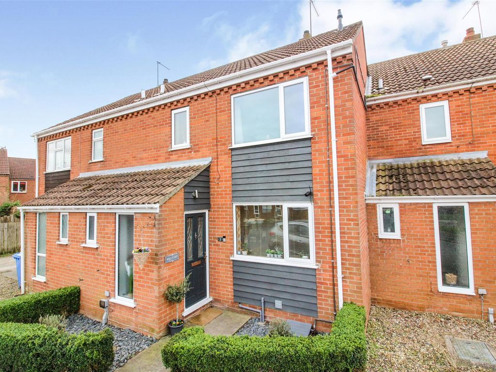 3 bed terraced house for sale in St. Quintin Park, Brandesburton