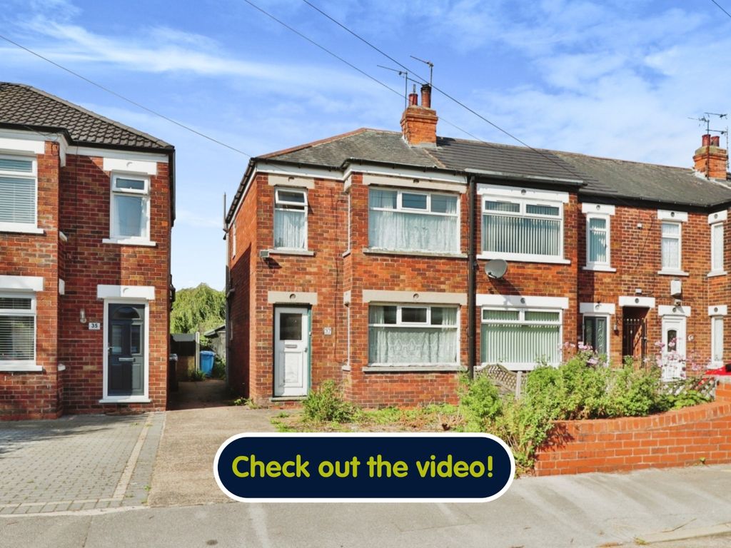 3 bed semidetached house for sale in Brockenhurst Avenue, Cottingham