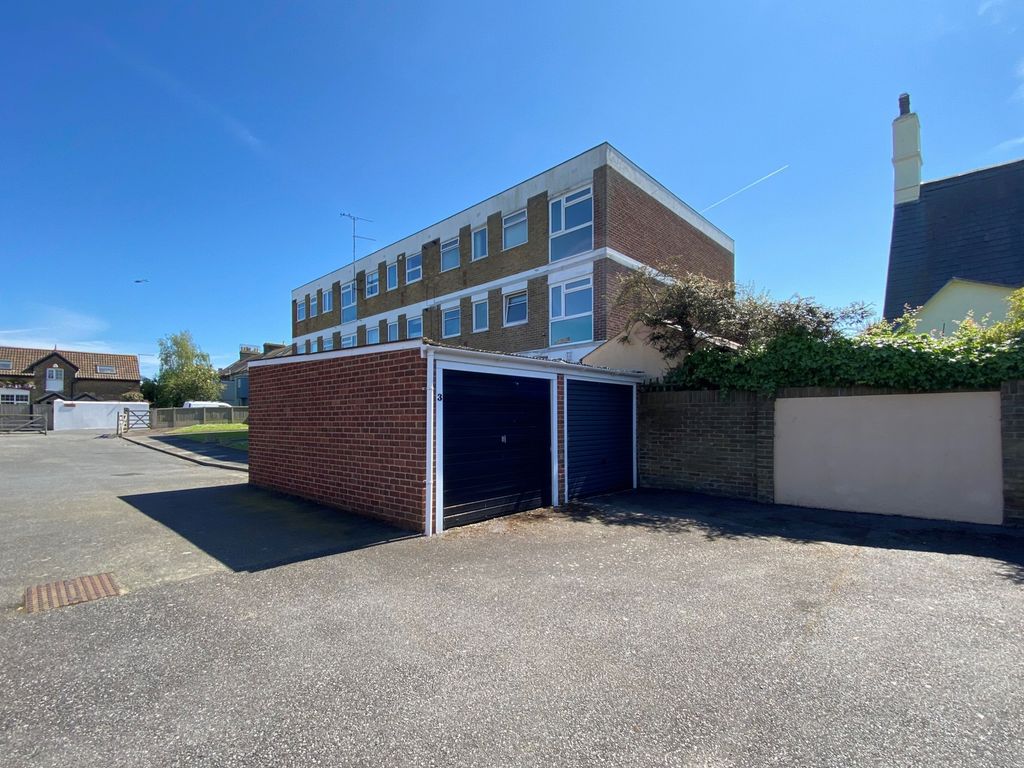 2 bed flat for sale in Canada Road, Walmer CT14, £215,000 Zoopla