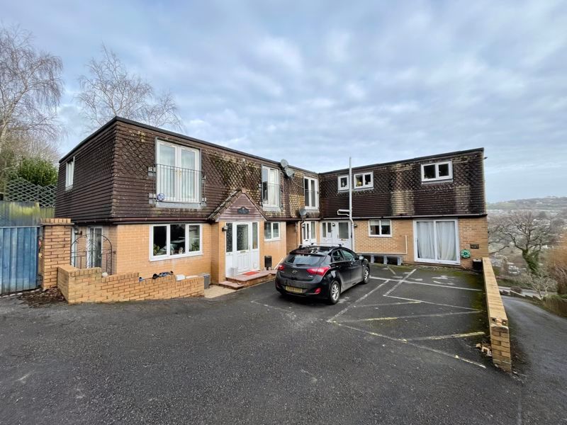 3 bed flat for sale in Uplyme Road, Lyme Regis DT7, £180,000 Zoopla