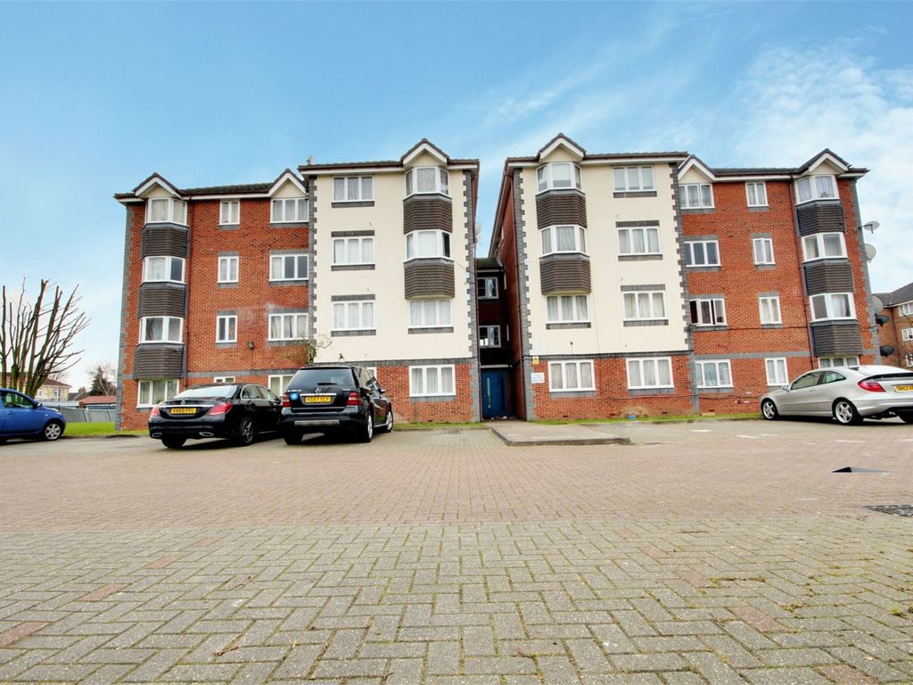 2 bed flat for sale in Keats Close, Scotland Green Road, Enfield