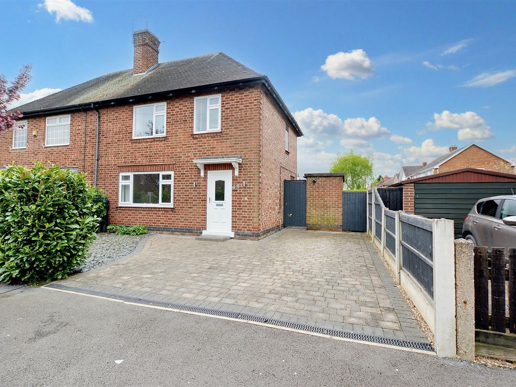 3 bed semidetached house for sale in Portland Road, Long Eaton