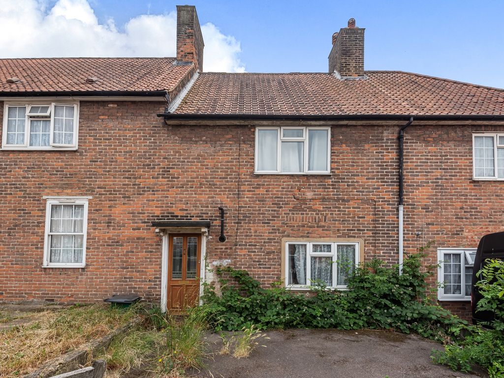 2 bed terraced house for sale in Moorside Road, Downham, Bromley BR1