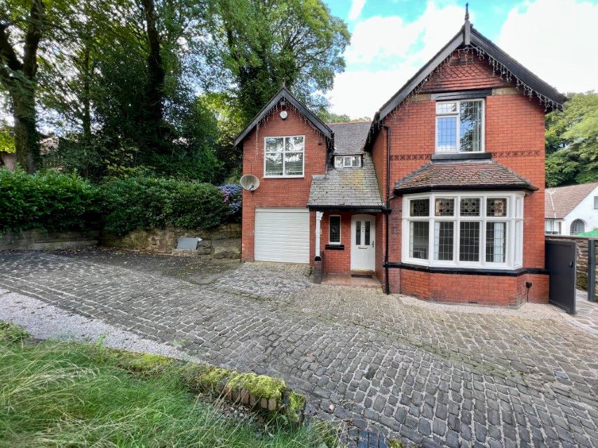 3 bed detached house to rent in Chorley New Road, Bolton BL6 Zoopla