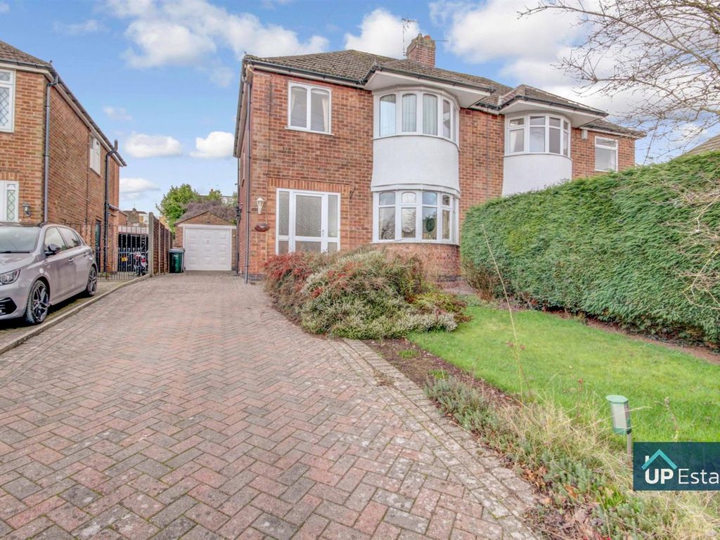 3 bed semidetached house for sale in Worsfold Close, Allesley