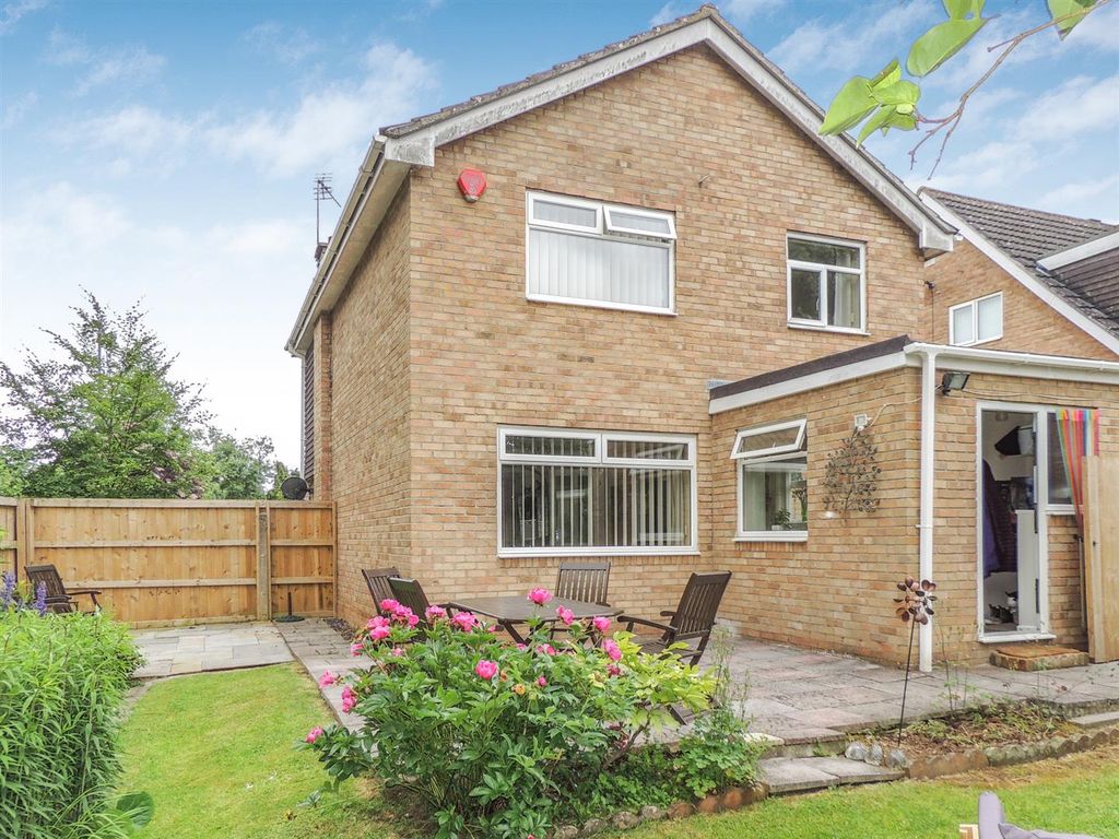 4 bed detached house for sale in Long Beach Road, Longwell Green