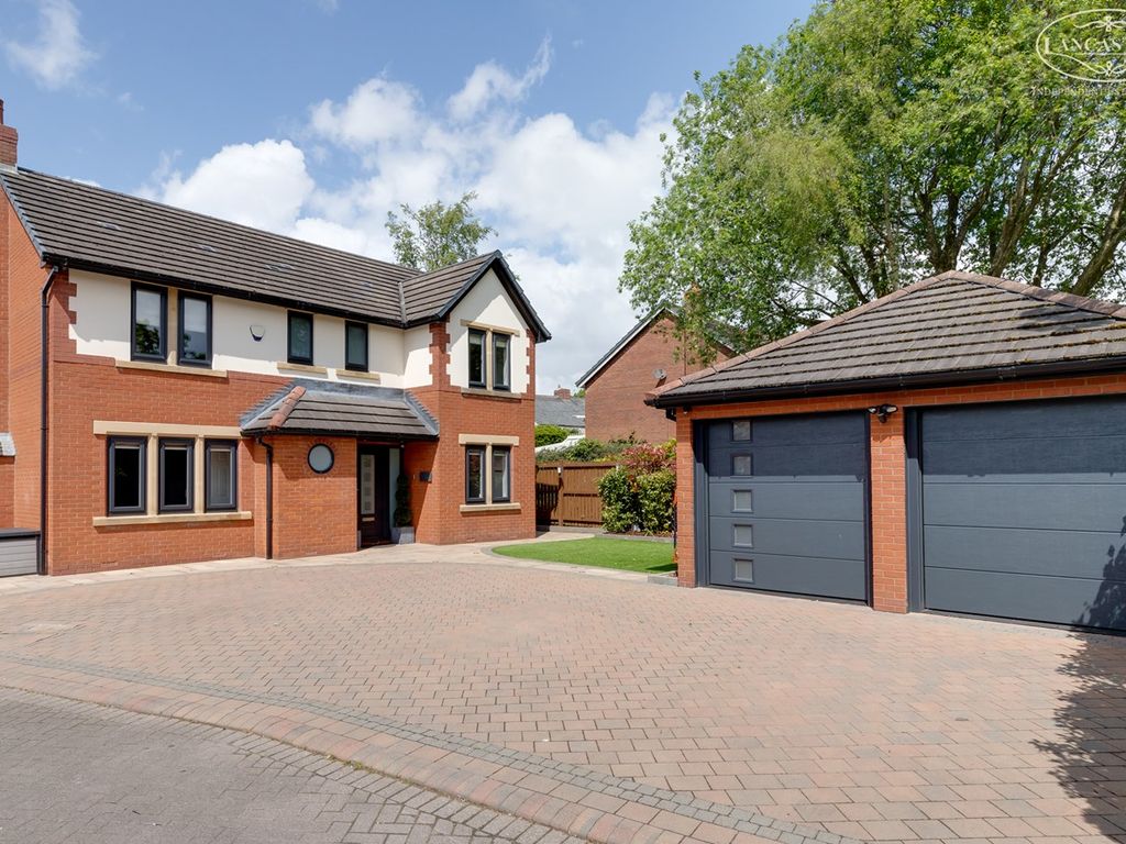 4 bed detached house for sale in Copperfields, Lostock BL6 Zoopla