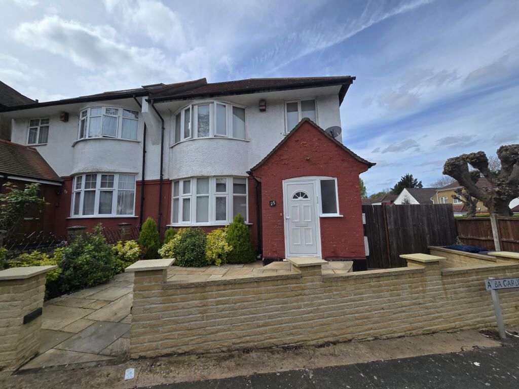 4 bed semidetached house for sale in Alba Gardens, Golders Green NW11