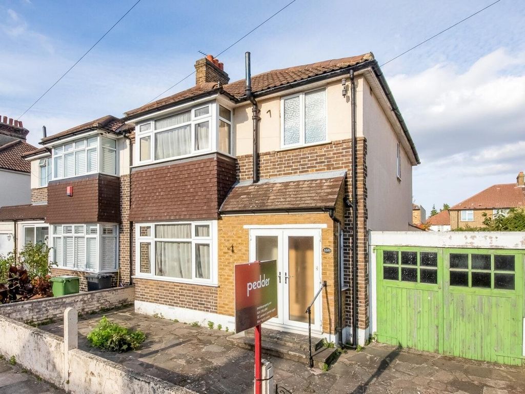 3 bed property for sale in Chudleigh Road, Brockley, London SE4, £