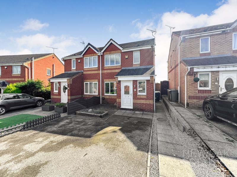 3 bed semidetached house for sale in Copenhagen Road, Clay Cross