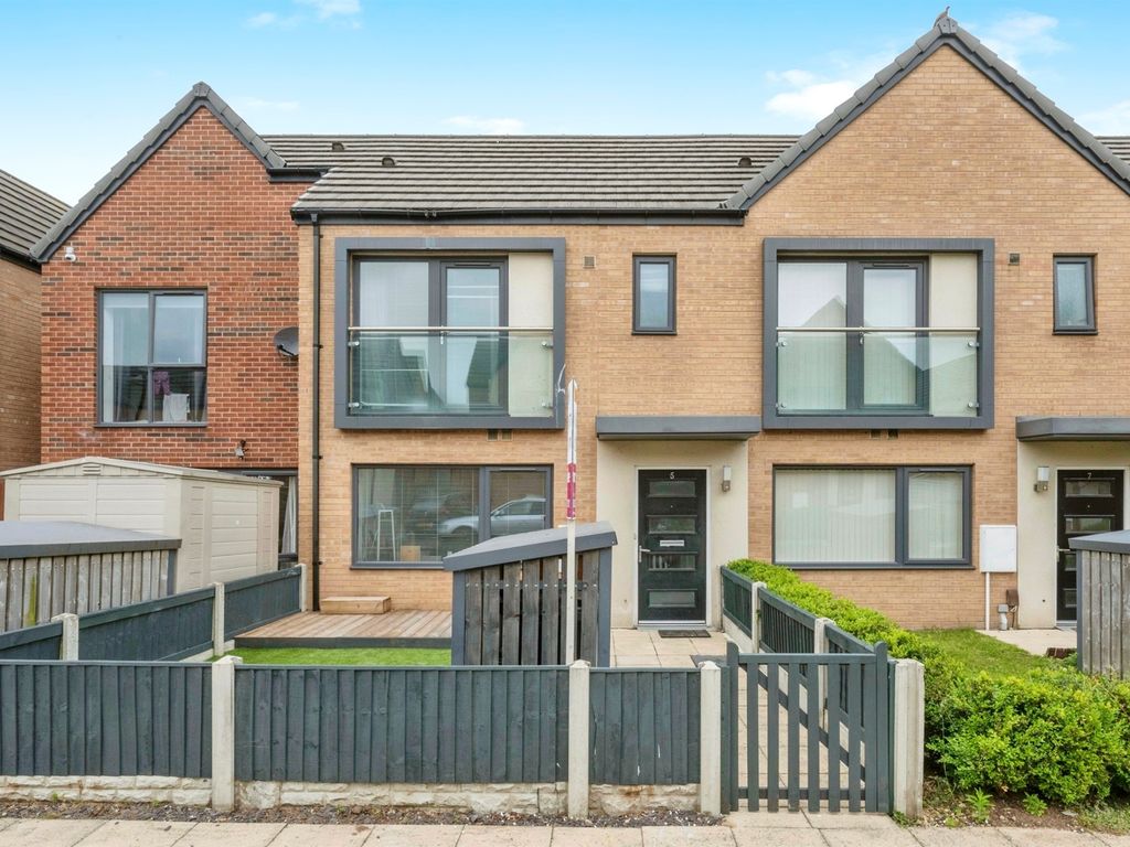 1 bed terraced house for sale in Farrier Close, Town, Doncaster DN1, £